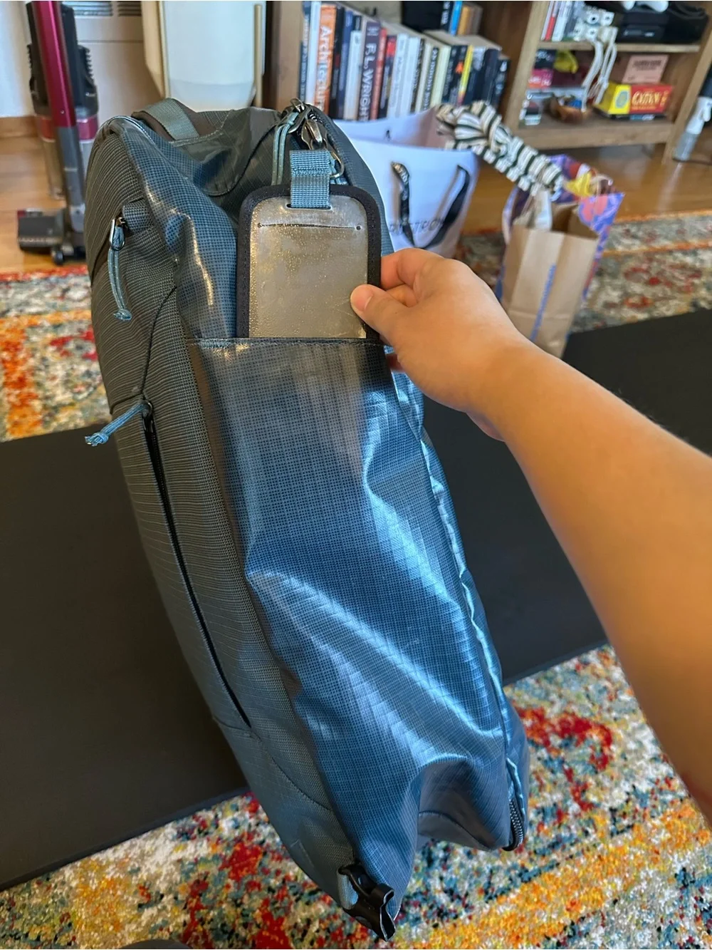 Patagonia Black Hole MLC 45L with backpack straps